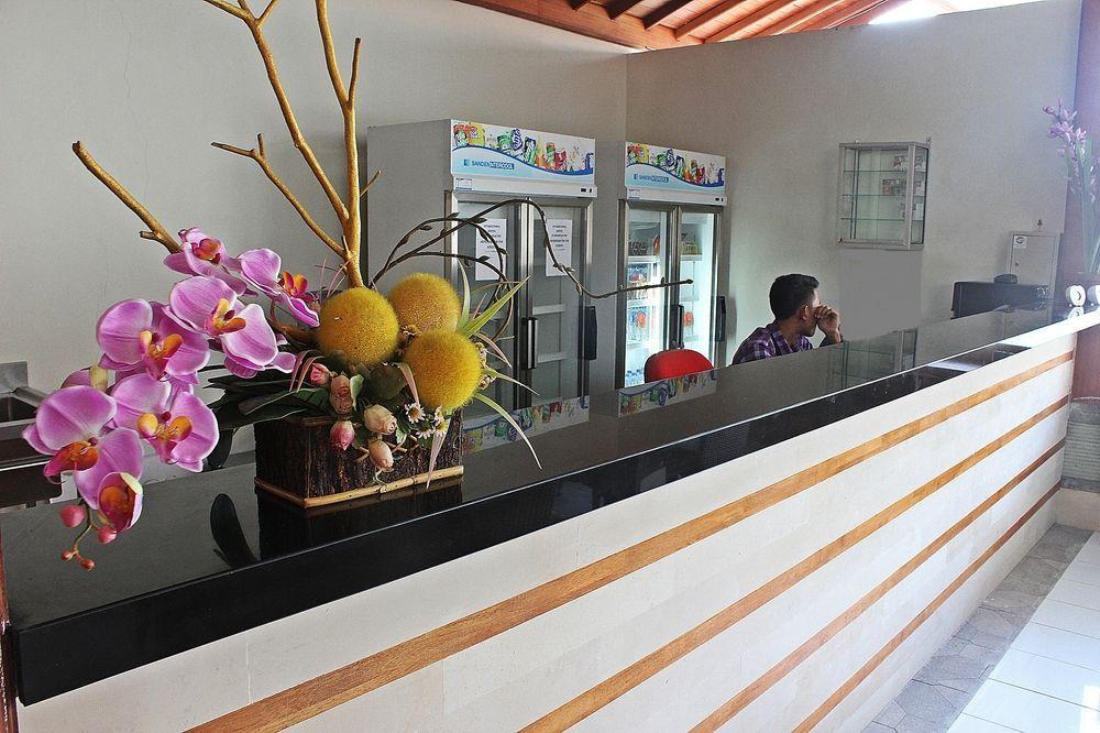 Mirah Hostel Legian Extérieur photo